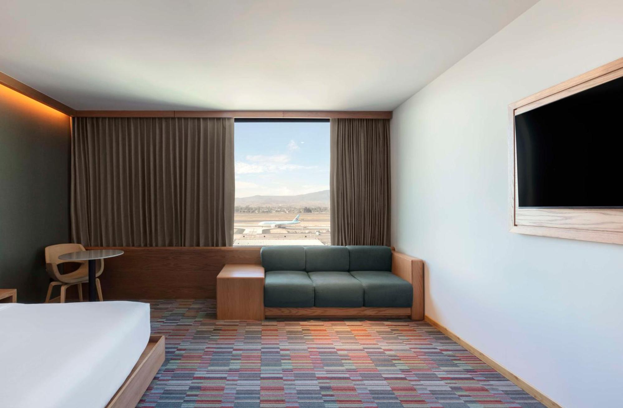 Hilton Garden Inn Guadalajara Airport El Zapote  Εξωτερικό φωτογραφία